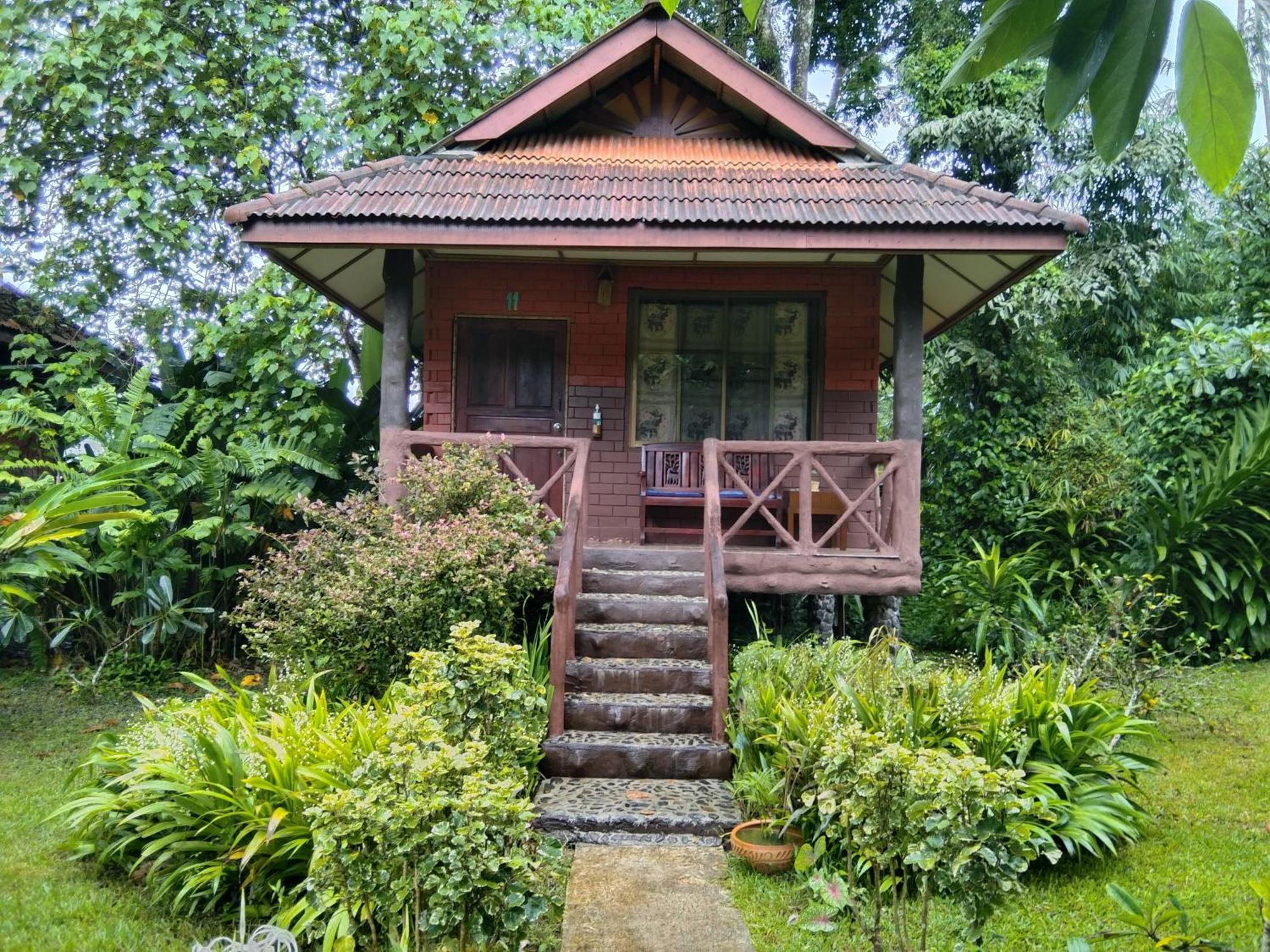 Khao Sok River & Jungle Resort Khao Sok National Park الغرفة الصورة