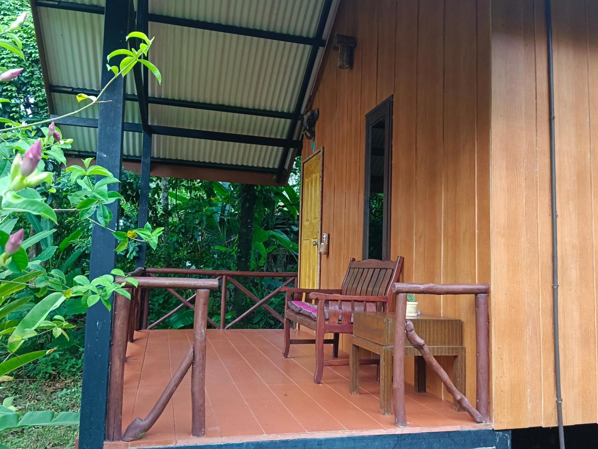Khao Sok River & Jungle Resort Khao Sok National Park الغرفة الصورة